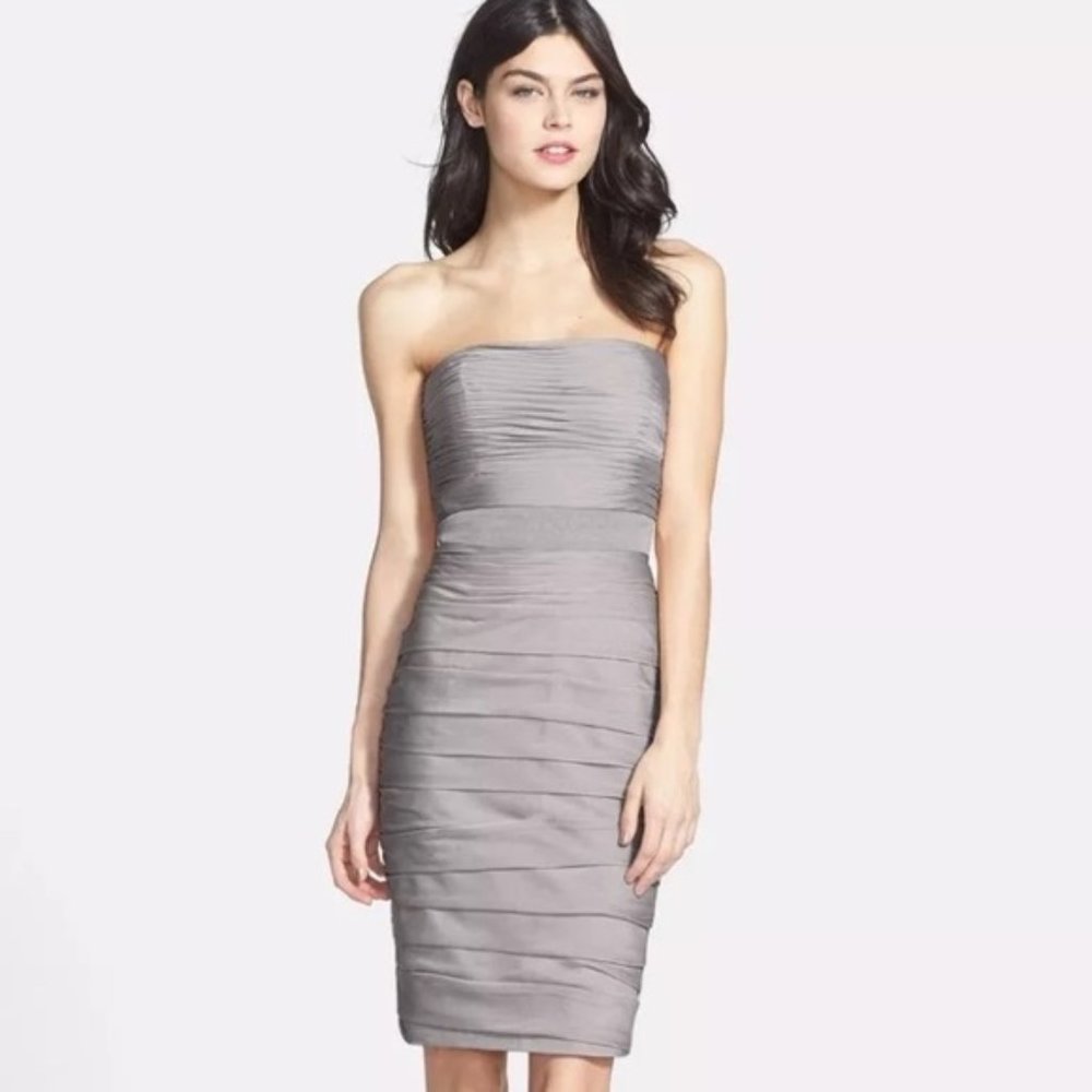 Monique Lhuillier dress size 6